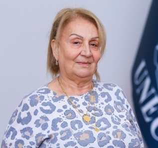 Fəridə  Əmirova